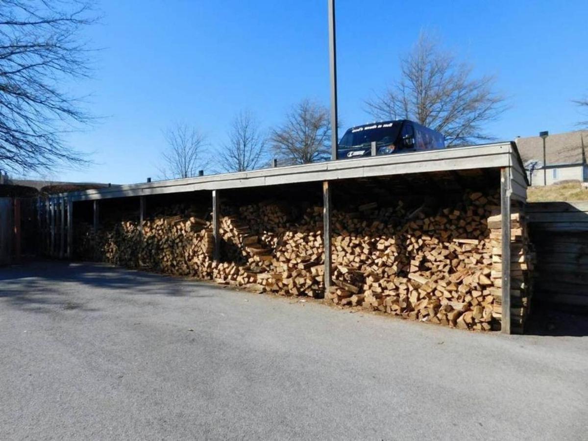 Wow Views!!-Mountain Escape-Outdoor Pool-Close To Downtown-Wifi-Cable-Private Balcony Gatlinburg Exterior foto