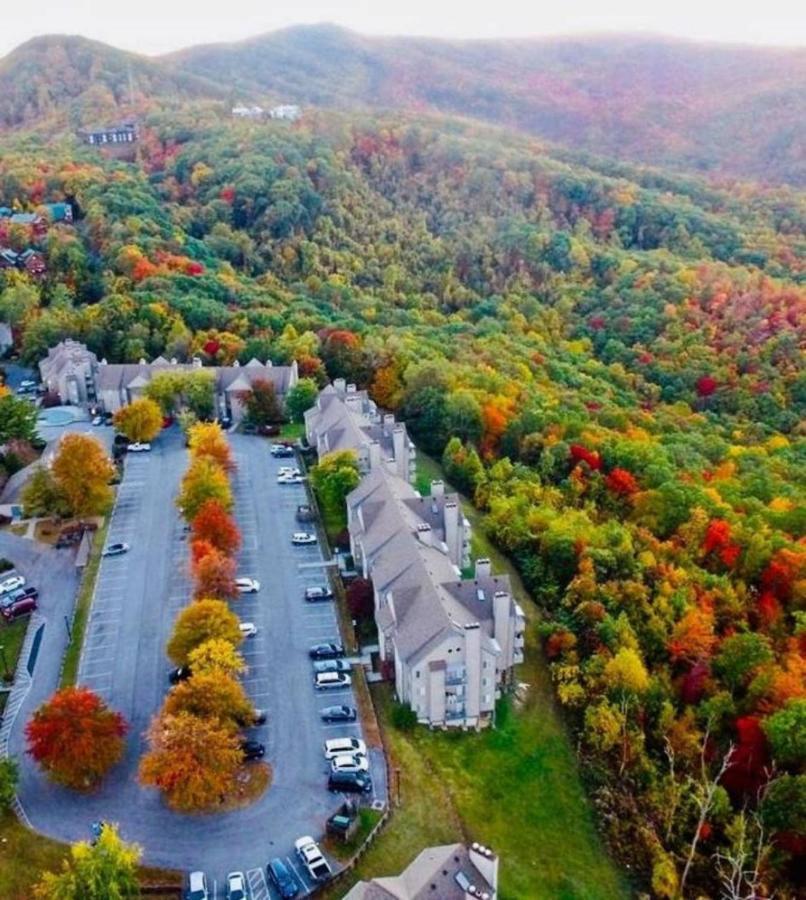 Wow Views!!-Mountain Escape-Outdoor Pool-Close To Downtown-Wifi-Cable-Private Balcony Gatlinburg Exterior foto
